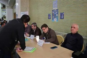 میز خدمت دانشگاه علوم پزشکی تبریز در مصلی حضرت امام خمینی(ره) برگزار شد