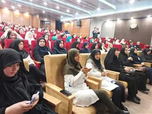 نقش ماما در جوانی جمعیت بسیار تاثیر گذار است