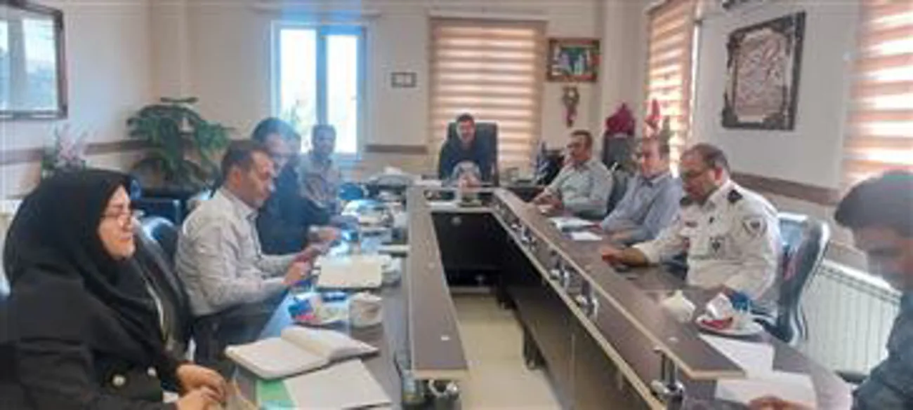 برگزاری جلسه شورای اداری