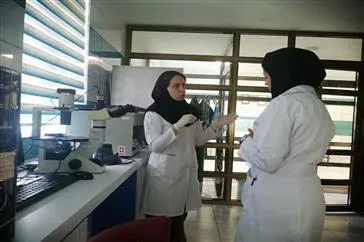 برگزاری کارگاه دو روزه ی آشنایی با اصول مقدماتی کشت سلولی در دو قسمت تئوری و عملی