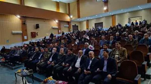 مراسم بزرگداشت ولادت باسعادت حضرت زینب (س) و روز پرستار و تجلیل از مقام پرستار و تکریم بازنشستگان حوزه سلامت شبکه بهداشت ودرمان شهرستان عجب شیر