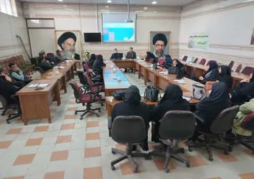 کلاس و آزمون های طب سنتی برای بهورزان شبکه بهداشت با مشارکت بیمه سلامت شهرستان هریس
