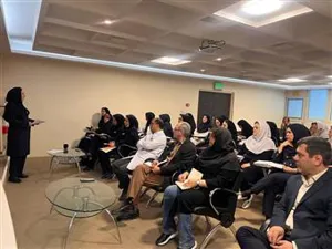 برگزاری جلسه ارزیابی ایمنی مرکز با حضور تیم مدیریتی و مسئولین واحدا و دفتر بهبود کیفیت و  ایمنی بیمار