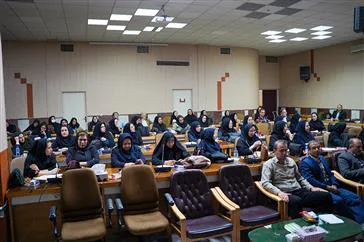 احصا چالش ها و مشکلات آموزش ضمن خدمت کارکنان