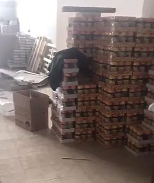 کشف وپلمب کارگاه تولیدی عسل به همت معاونت غذا ودارو