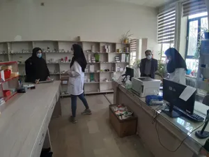 استمرار بازرسی های معاونت غذا و دارو دانشگاه علوم پزشکی تبریز از داروخانه های بیمارستانی 1401/1/9