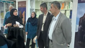 بازدید معاون غذا و دارو دانشگاه علوم پزشکی تبریز از داروخانه های فعال در ایام تعطیلات نوروزی