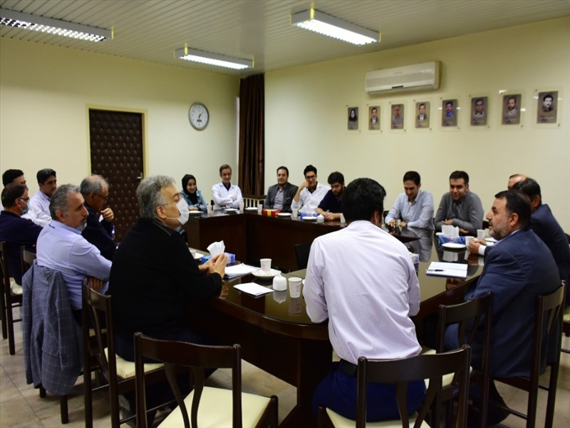 دیدار رئیس دانشگاه با اساتید گروه جراحی فک وصورت دانشکده دندانپزشکی 1402/07/05