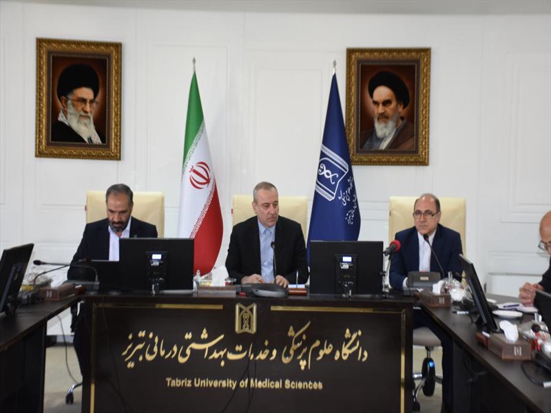 دیدار سرکنسول کشور ایران در جمهوري خودمختار نخجوان با مدیر امور بین الملل دانشگاه علوم پزشكي تبريز