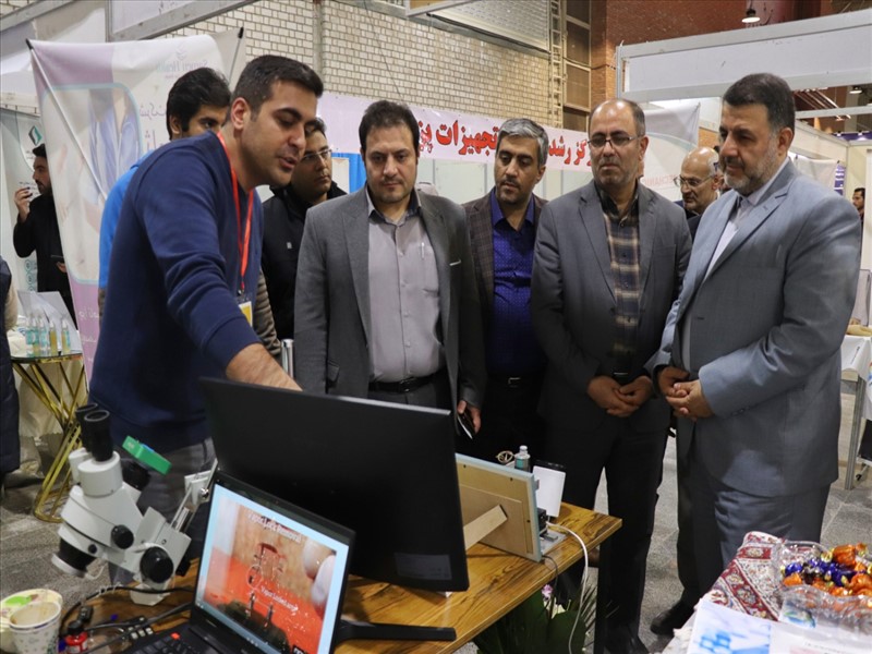 بازدید هیئت رئیسه دانشگاه علوم پزشکی تبریز از نمایشگاه رینوتکس 