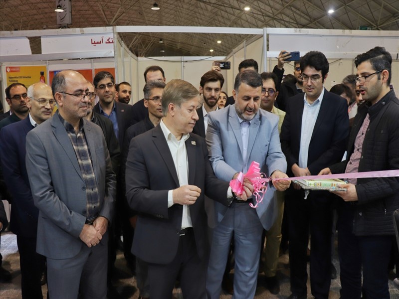 بازدید هیئت رئیسه دانشگاه علوم پزشکی تبریز از نمایشگاه رینوتکس 