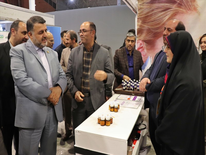 بازدید هیئت رئیسه دانشگاه علوم پزشکی تبریز از نمایشگاه رینوتکس 