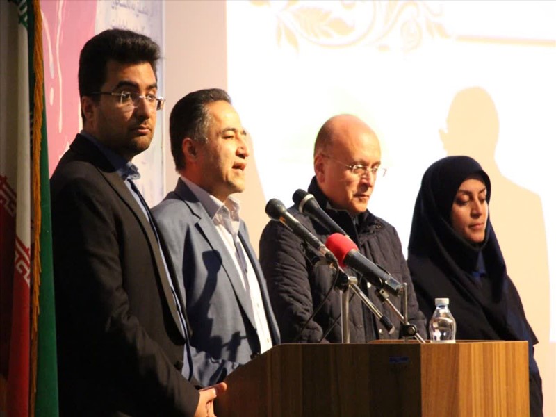 برگزاری مراسم روز دانشجو در دانشکده پرشکی 