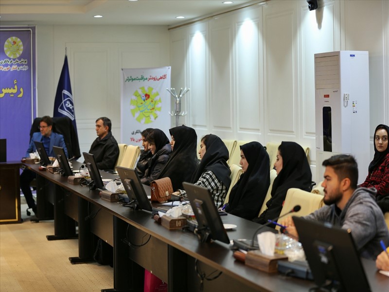 نشست دبیران انجمن های علمی بارئیس دانشگاه 