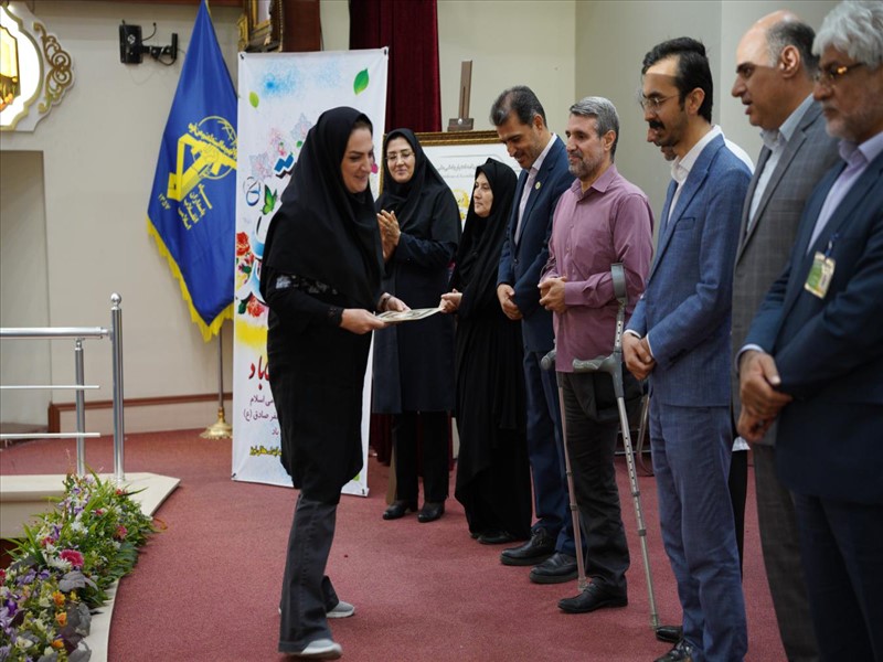 مراسم گرامیداشت روز جهانی ایمنی بیمار به میزبانی معاونت درمان در بیمارستان شهید محلاتی 1403/06/27