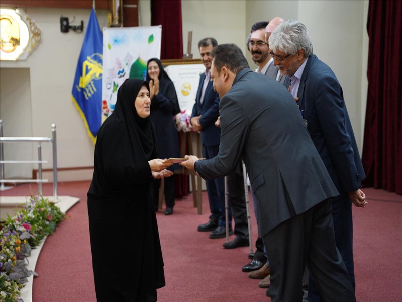 مراسم گرامیداشت روز جهانی ایمنی بیمار به میزبانی معاونت درمان در بیمارستان شهید محلاتی 1403/06/27