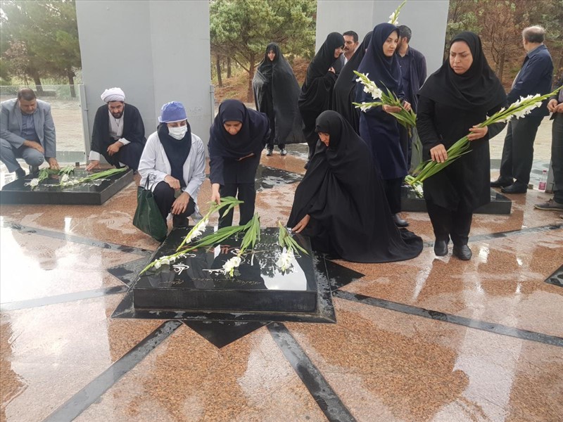 آئین غبارروبی مزار شهدای گمنام دانشگاه