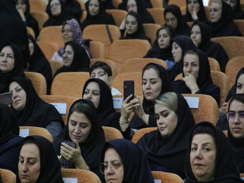 مراسم گرامیداشت روز جهانی ماما 1404/02/22