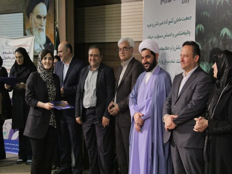 مراسم گرامیداشت روز جهانی ماما 1404/02/22