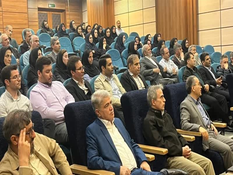 مراسم تکریم و معارفه مدیر تجهیزات و ملزومات پزشکی معاونت غذا و دارو