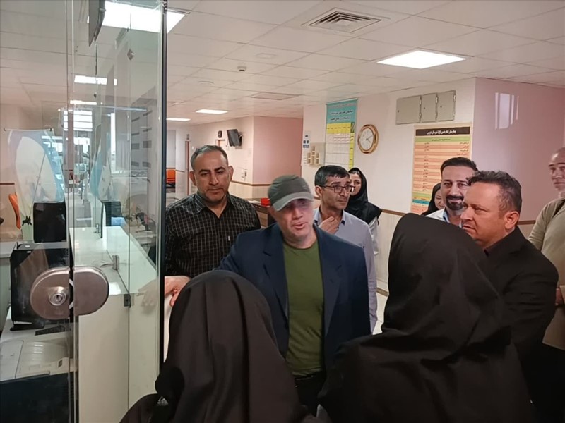 بازدید رییس دانشگاه از بیمارستان امام حسین (ع) شهرستان هریس