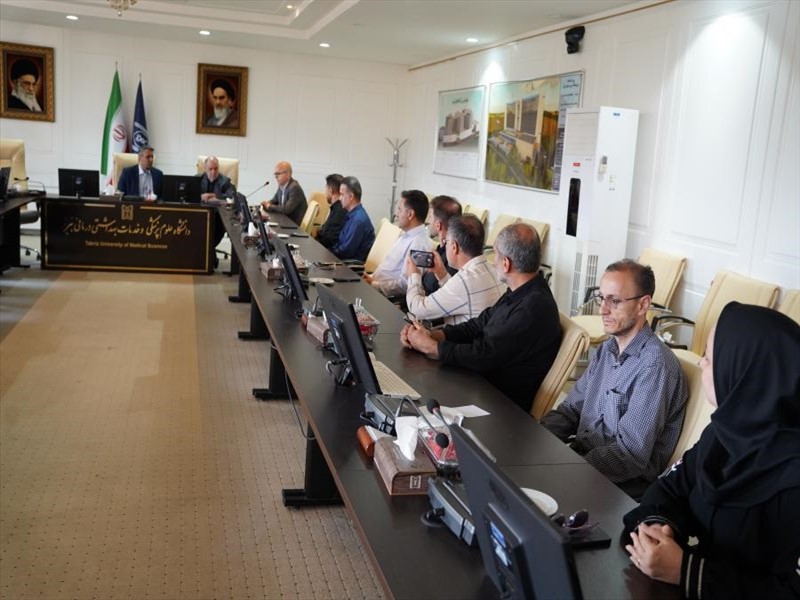 مراسم معارفه مدیر روابط عمومی دانشگاه علوم پزشکی تبریز 1404/05/05
