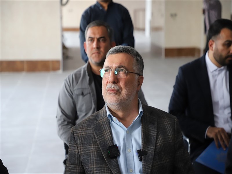بازدید وزیر بهداشت درمان و آموزش پزشکی به همراه استاندار آذربایجان شرقی از بیمارستان جامع سرطان تبریز