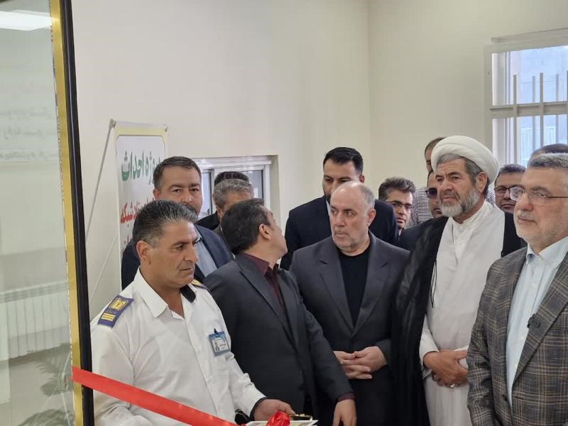 افتتاح رسمی ساختمان ستاد شبکه بهداشت و درمان بستان‌آباد با حضور وزیر بهداشت