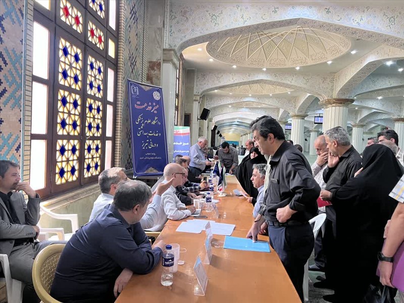 برگزاری میز خدمت دانشگاه علوم پزشکی تبریز در مصلی حضرت امام 1404/05/10