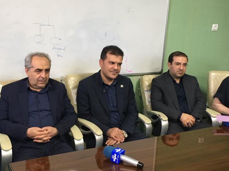 بازدید معاون علمی،‌ فناوری و اقتصاد دانش بنیان ریاست جمهوری از مرکز آموزشی درمانی شهید مدنی تبریز