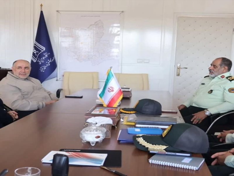 دیدار رئیس دانشگاه علوم پزشکی تبریز با فرمانده نیروی انتظامی آذربایجان‌شرقی