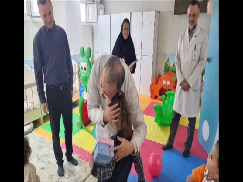 جشن روز کودک در بیمارستان امام رضا (ع)