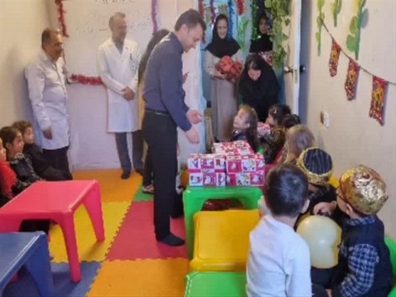 جشن روز کودک در بیمارستان امام رضا (ع)