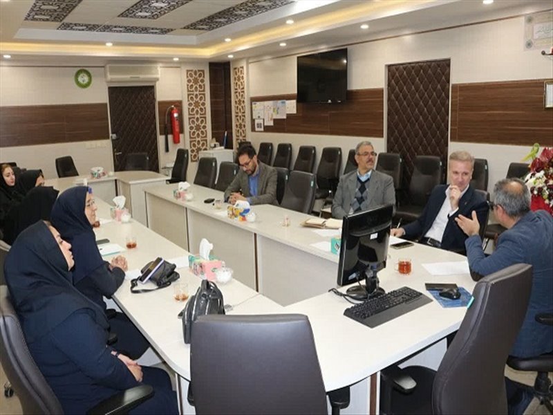 بازدید میدانی و سرزده هیئت نظارتی استانداری از مرکز آموزشی درمانی شهداء تبریز