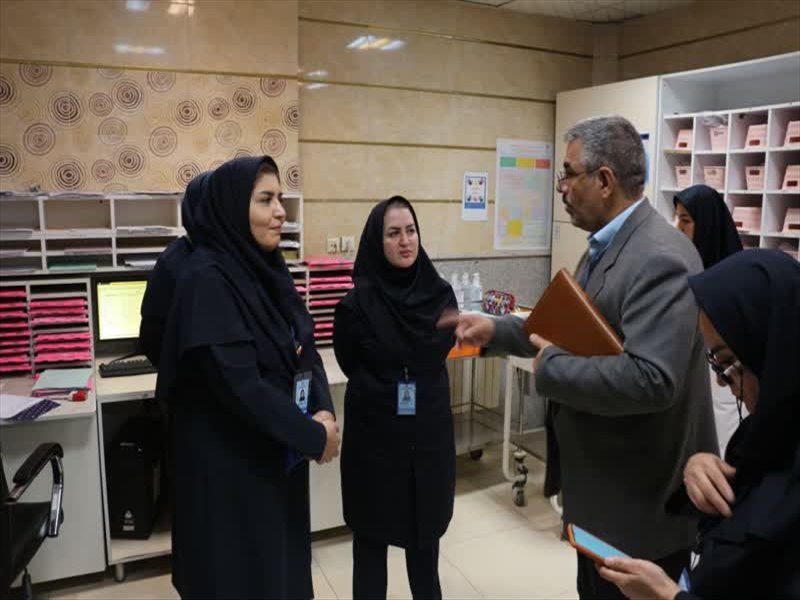 بازدید میدانی و سرزده هیئت نظارتی استانداری از مرکز آموزشی درمانی شهداء تبریز