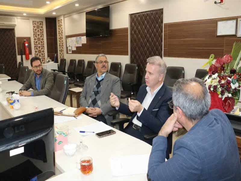 بازدید میدانی و سرزده هیئت نظارتی استانداری از مرکز آموزشی درمانی شهداء تبریز