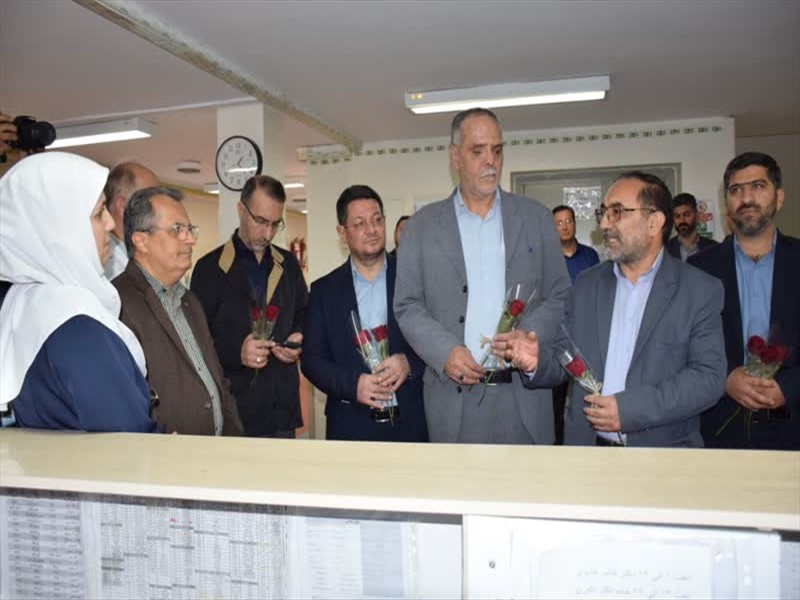 دیدار اعضای شورای کلانشهر تبریز با پرستاران مرکز آموزشی، درمانی امام رضا(ع)