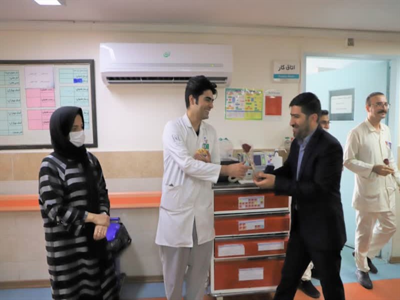 دیدار اعضای شورای کلانشهر تبریز با پرستاران مرکز آموزشی، درمانی امام رضا(ع)