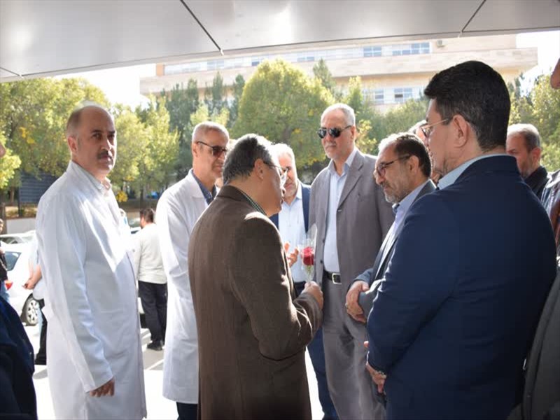 دیدار اعضای شورای کلانشهر تبریز با پرستاران مرکز آموزشی، درمانی امام رضا(ع)