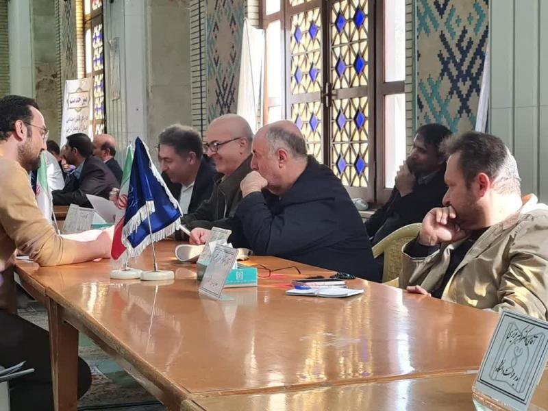 برگزاری میز خدمت دانشگاه علوم پزشکی تبریز در مصلی حضرت امام خمینی(ره)