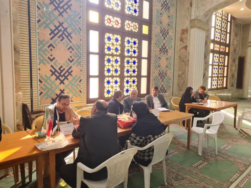 برگزاری میز خدمت دانشگاه علوم پزشکی تبریز در مصلی حضرت امام خمینی(ره)