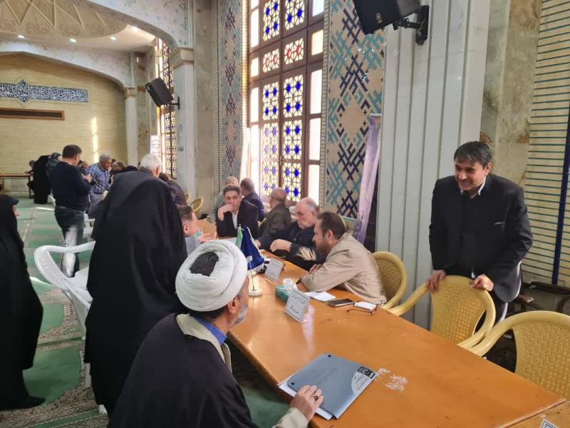 برگزاری میز خدمت دانشگاه علوم پزشکی تبریز در مصلی حضرت امام خمینی(ره)