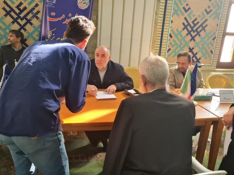 برگزاری میز خدمت دانشگاه علوم پزشکی تبریز در مصلی حضرت امام خمینی(ره)