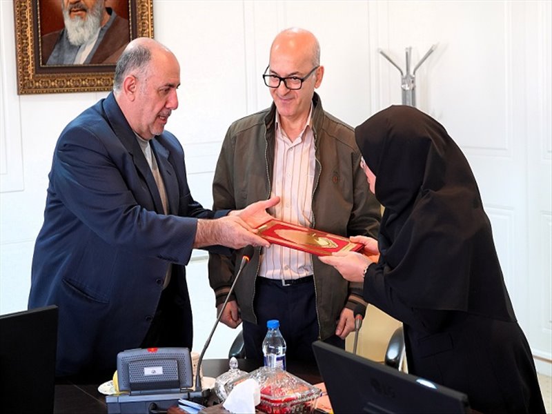 مراسم تکریم و معارفه مدیر پرستاری دانشگاه علوم پزشکی تبریز 