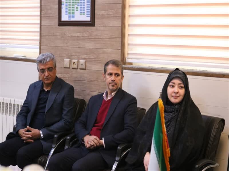 بازدید رئیس اداره اورژانس بیمارستانی مرکز مدیریت بیمارستانی و تعالی خدمات بالینی معاونت درمان وزارت بهداشت، از مرکز آموزشی درمانی شهید مدنی تبریز