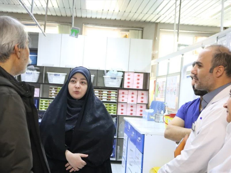 بازدید رئیس اداره اورژانس بیمارستانی مرکز مدیریت بیمارستانی و تعالی خدمات بالینی معاونت درمان وزارت بهداشت، از مرکز آموزشی درمانی شهید مدنی تبریز