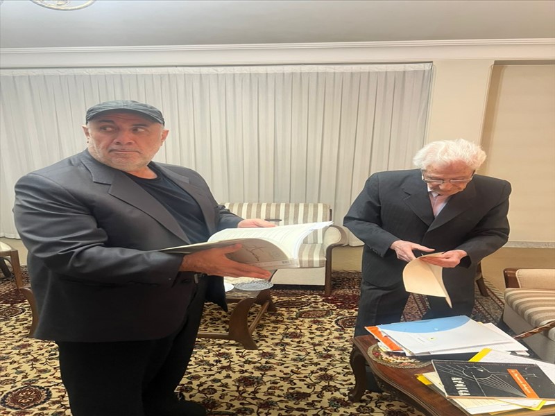 دیدار رئیس دانشگاه علوم پزشکی تبریز با استاد پیشکسوت بیوشیمی، دکتر جواد بلورچیان