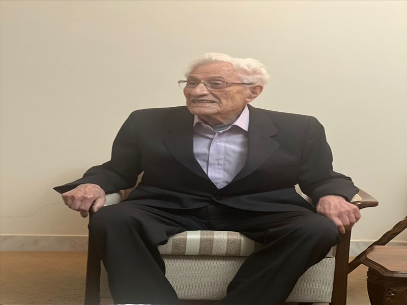 دیدار رئیس دانشگاه علوم پزشکی تبریز با استاد پیشکسوت بیوشیمی، دکتر جواد بلورچیان