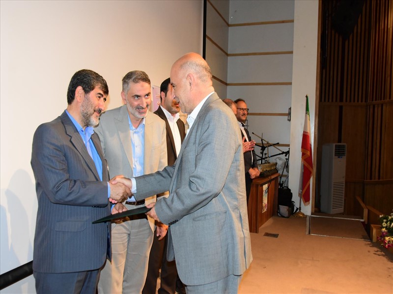 چهارمین همایش گفتمان فراگیر اعتیاد با موضوع اعتیاد و آسیب های اجتماعی