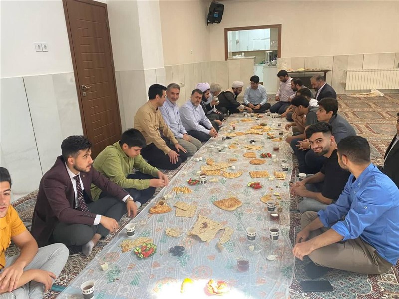 برگزاری مراسم سفره برادری در دانشگاه علوم پزشکی تبریز